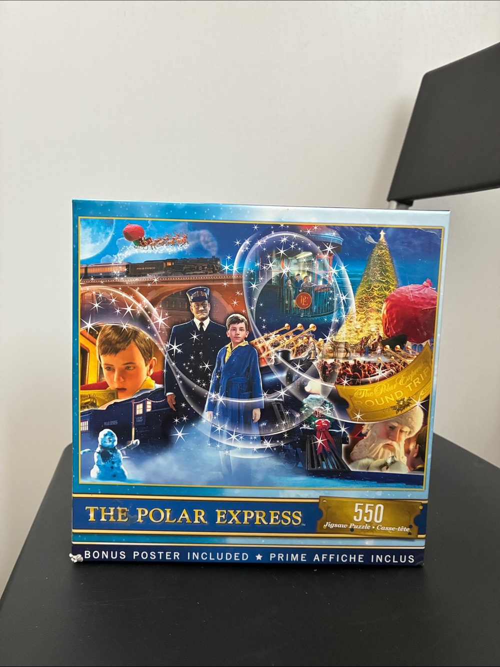 550-Piece Jigsaw Puzzle - Blue Holiday Scene